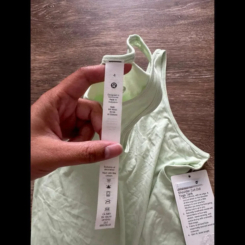 Lululemon Shoulder Cut-Out Tank Kohlrabi Green Size 4 NWT - Picture 4 of 4